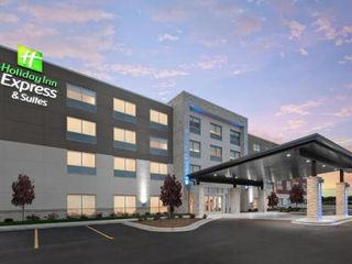 Hotel pic Holiday Inn Express & Suites - Elkhorn - Lake Geneva Area, an IHG Hote