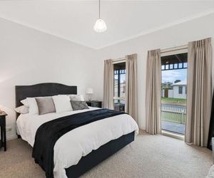 GUILDFORD COTTAGE Port Fairy Australia