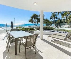 Beachfront luxury, Hastings Street Noosa Heads Australia