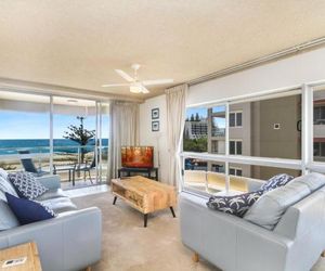 Kooringal unit 20 - Right on the beachfront in a central location Coolangatta Coolangatta Australia