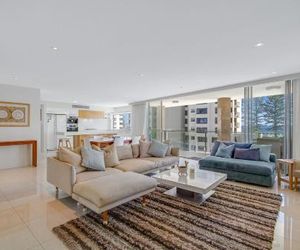 Maili 6 Luxury sky home apartment in Rainbow Bay Coolangatta Wi-Fi Included Coolangatta Australia