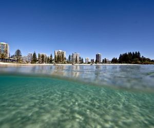 Tondio Terrace Flat 2 - Neat and tidy budget accommodation, easy walk to the beach Coolangatta Australia