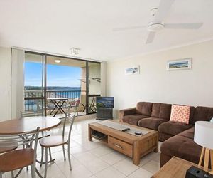 Kirra Gardens Unit 30 - Beachfront in Kirra with views to Surfers Paradise Coolangatta Australia