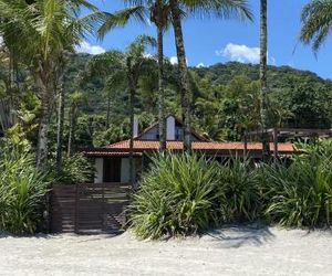 Casa PÉ NA AREIA maravilhosa Camburi Brazil