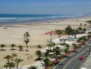 apartamento amplo com vista para o mar na Praia Grande Praia Grande Brazil