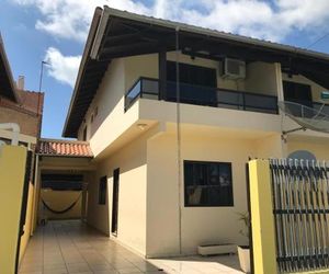 Casa 100m da praia, 10 pessoas, 3 quartos Bombinhas Brazil
