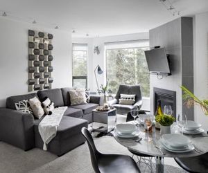 The Modern Whistler Apartment - Ski-in ski-out Whistler Canada