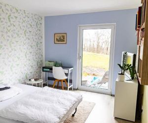 Ein helles Zimmer mit schöne Aussicht ins grüne Velbert Germany