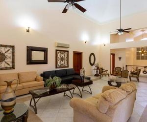 Golf Villa with Pool Jacuzzi WIFI BBQ Juan Dolio Dominican Republic