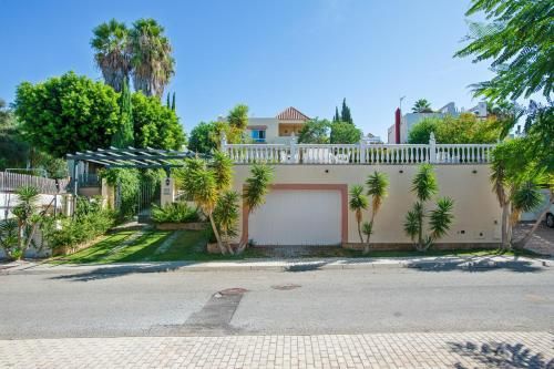 4 bedrooms villa with sea view private pool and furnished terrace at Sanlucar de Barrameda 2 km away from the beach