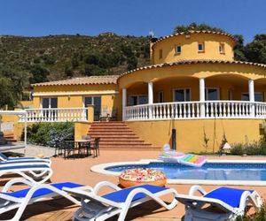 Casa Albera - with pool and fantastic views Palau-saverdera Spain