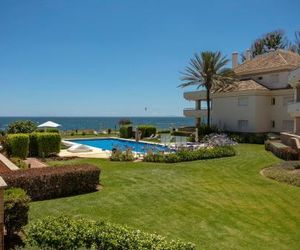 Apt 212 Heaven Beach Apartments, Guadalmansa Playa Estepona Spain