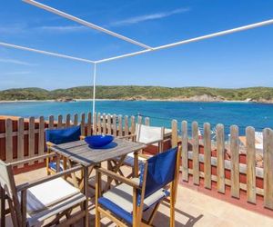 Fantástico apartamento en primera línea de mar en Menorca Mao Spain