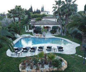 Luxueuse villa piscine et jacuzzi St. Paul France
