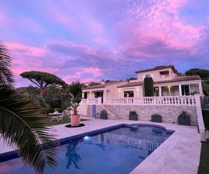 Villa avec piscine sur le golf St. Maxime France