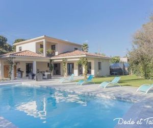 Stunning Villa with swimming pool - Dodo et Tartine Les Lecques France