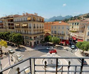 Apartment Beau 2p plein centre avec balconnet et parking privé Menton France