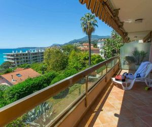 Apartment Beau 2pmoderne avec terrasse face mer Menton France