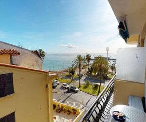 Apartment Studio avec balcon et vue mer 1 Menton France