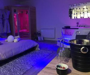 loft SPA romantique Le Puy-en-Velay France