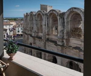 Studio avec balcon donnant sur les Arènes d’Arles Arles France