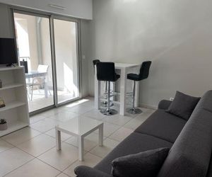 Studio les pieds dans leau Plage du Trottel Ajaccio France