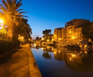 T1 Bis tres proche centre et canal Narbonne France