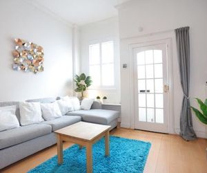 Bright Modern 1 Bed Flat - 10 Mins From City Centre Leith United Kingdom