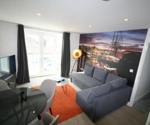 Brunel Loft Apartments - YA Bristol United Kingdom