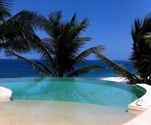Wild Paradise: Villa vue mer piscine à débordement Le Moule Guadeloupe