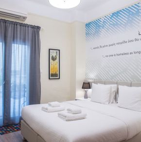 NearBy Hotel