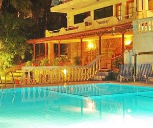Econa Residence Poros Town Greece