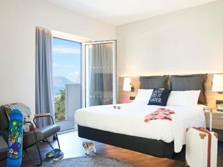 Фото отеля Moxy Patra Marina