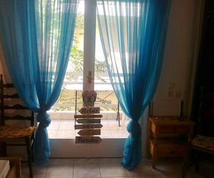 Small and cosy appartment- Piccolina Loutraki Greece