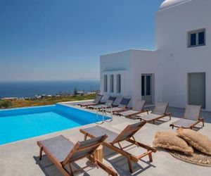 Seven Suites Imerovigli Greece