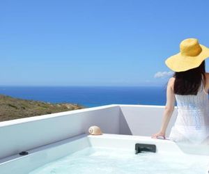 Milos Zen Suites Adamas Greece