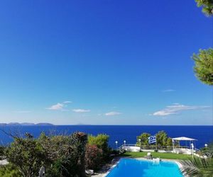 Beautiful, Private Villa by the Sea Metochi Greece