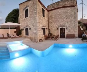 Villa Kaladare Panormos Greece