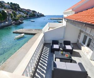 House Riva Zavalatica Croatia