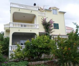 Apartments with a parking space Vodice - 16543 Vodice Croatia