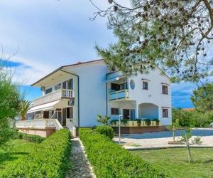 Apartments im Haus Liveric Vir - CDN02093-DYD Vir Croatia