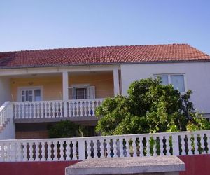 Apartments Mari Vinisce Croatia