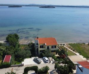 Apartments by the sea Tkon (Pasman) - 6262 Tkon Croatia