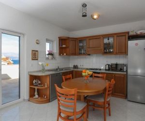 Apartment Perina Sutivan Croatia