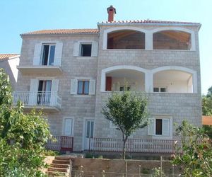 Apartments Silvana Supetar Croatia