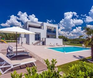 Villa Marijeta exclusive 5 star villa with 50sqm private pool, 6 bedrooms and playroom Ercegovci Croatia