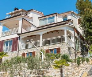 Luxury 1 Bedroom Apartment in Rabac Rabac Croatia