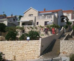 Apartments Gogi Postira Croatia