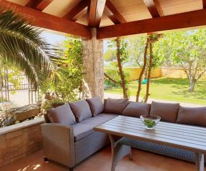 Luxury apartment MARIN near beach Pomer Croatia