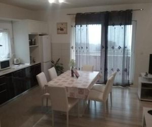 Apartmani Dino Drasnice Croatia